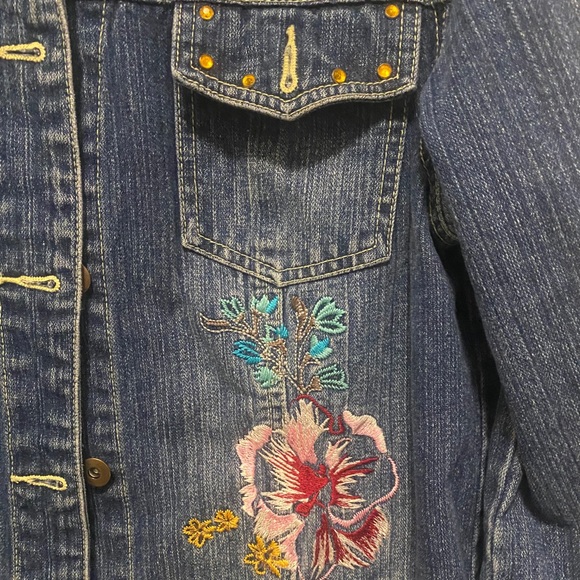 Jean jacket - Picture 3 of 6
